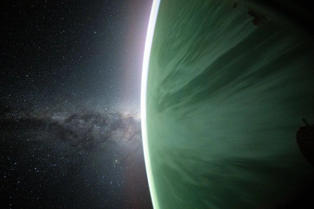 Astrophotography Lessons from Astronaut Donald Pettit