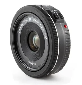 Canon EF 40mm f/2.8 STM